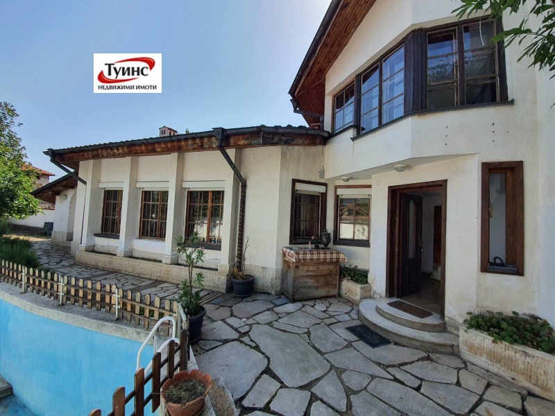 Te koop  Huis regio Plovdiv , Brestovitsa , 240 m² | 43720500