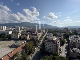 Продава 3-стаен град София Красно село - [1] 