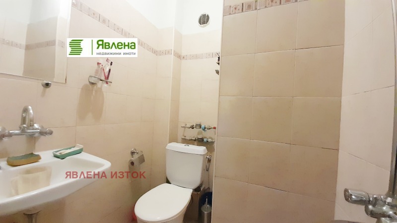 Myytävänä  Studio Sofia , Banišora , 35 neliömetriä | 59060780 - kuva [4]
