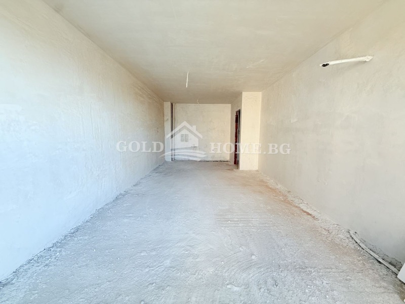 For Sale  2 bedroom Plovdiv , Yuzhen , 105 sq.m | 58564224 - image [2]