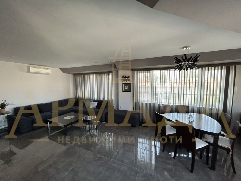Продава  3-стаен, град Пловдив, Кършияка •  219 900 EUR • ID 83029669 — holmes.bg - [1] 