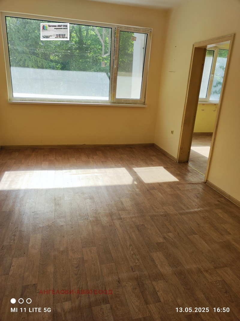 Продава  4-стаен град Добрич , Център , 110 кв.м | 64164659