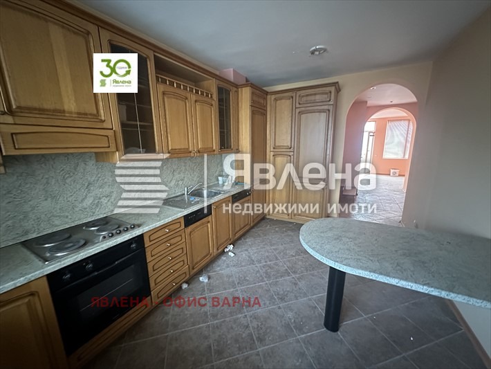 Продаја  Мезонета Варна , Спортна зала , 253 м2 | 57039919