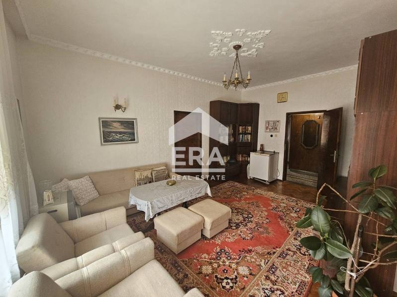 Продава  Етаж от къща област Бургас , гр. Поморие , 140 кв.м | 23604606
