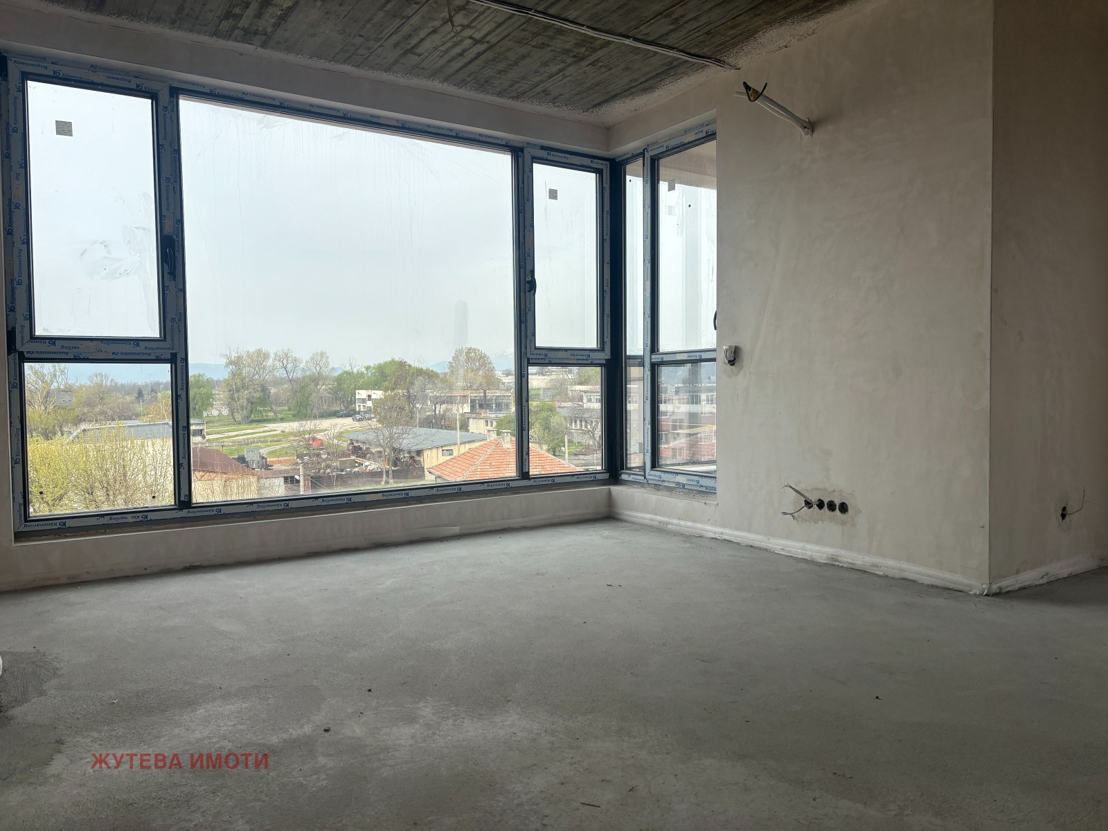 Продава 3-СТАЕН, гр. Карлово, област Пловдив, снимка 3 - Апартаменти - 54201062