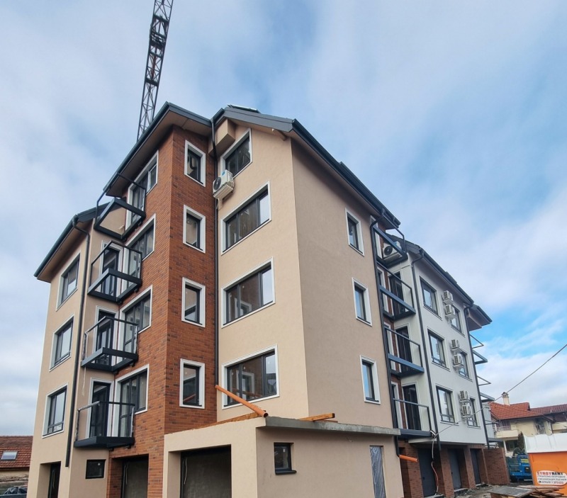 Продава  2-стаен град София , Левски , 83 кв.м | 84893314