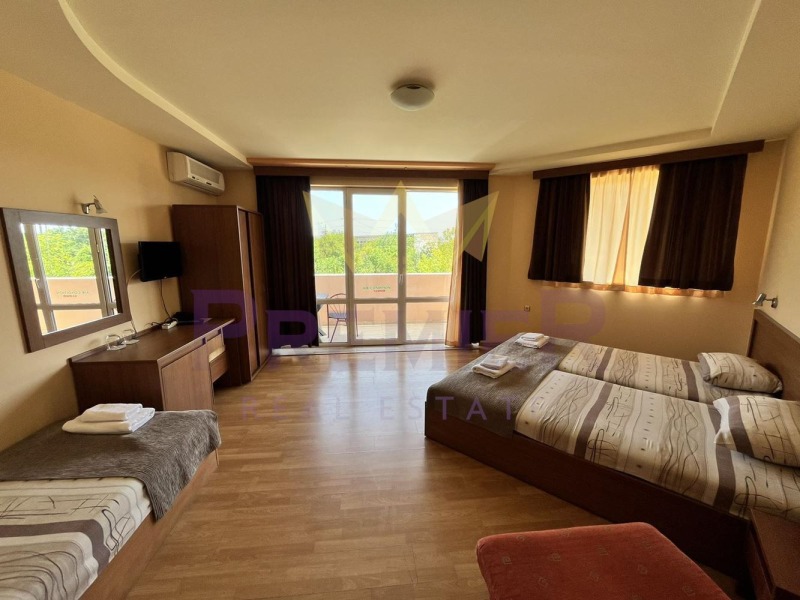 En venta  Hotel región Dóbrich , Balchik , 2000 metros cuadrados | 76775749 - imagen [10]