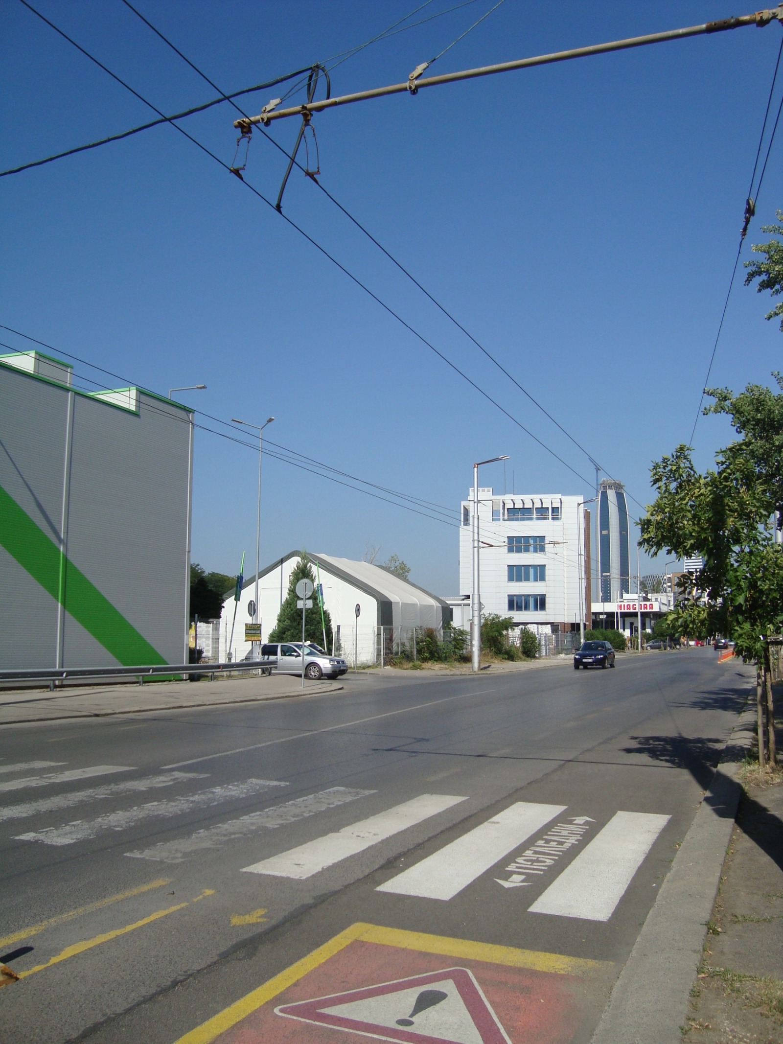 Продава 2-СТАЕН, гр. София, Дружба 2, снимка 17 - Апартаменти - 55660364