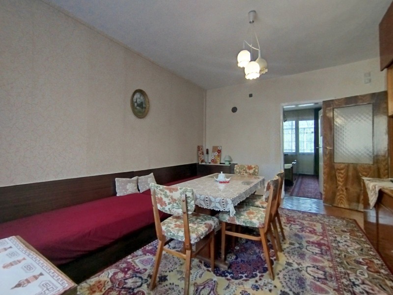 Продава 2-СТАЕН в град Русе, Здравец - 49 кв.м / 67 500 € » 132 018.53 лв., МИЛКОВИ