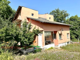 Casa Vetrinci, região Veliko Tarnovo 1