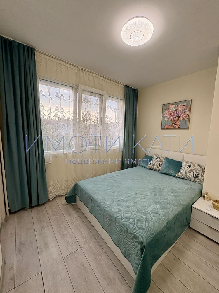 Продава  3-стаен град Перник , Изток , 62 кв.м | 22850940 - изображение [9]