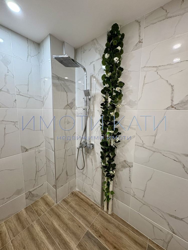 Продава  3-стаен град Перник , Изток , 62 кв.м | 22850940 - изображение [12]
