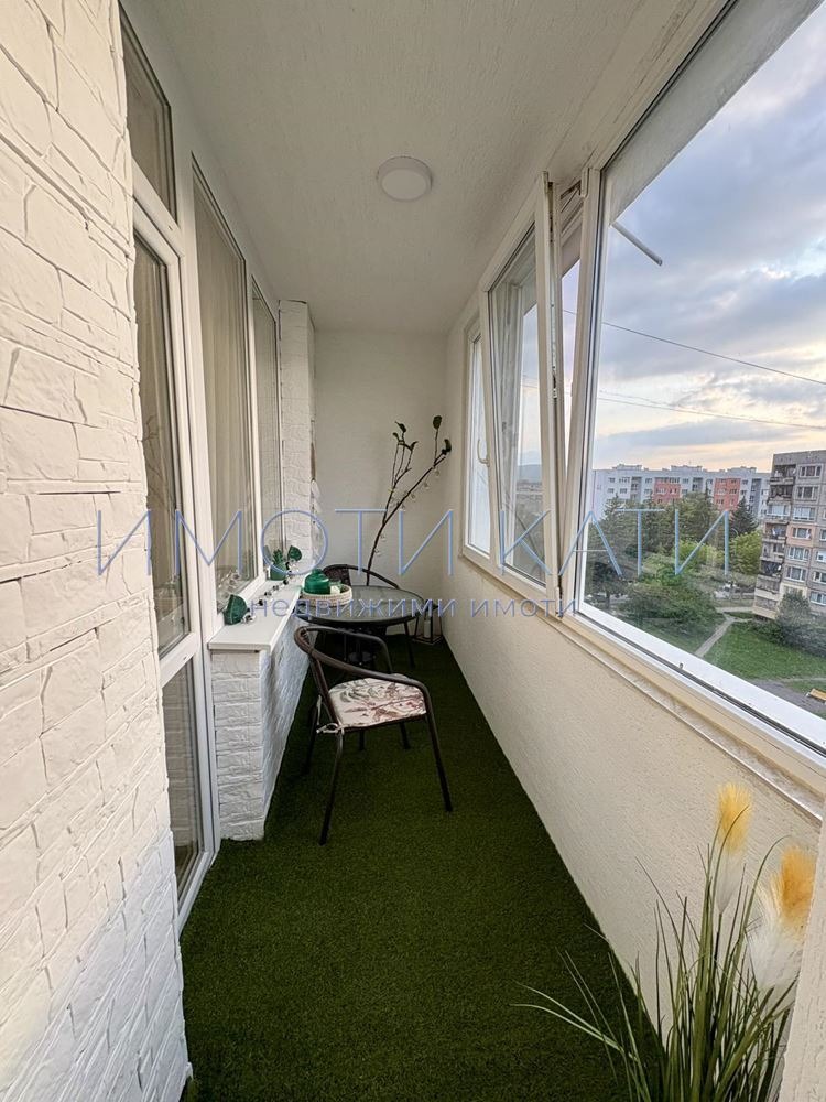 Продава  3-стаен град Перник , Изток , 62 кв.м | 22850940 - изображение [10]