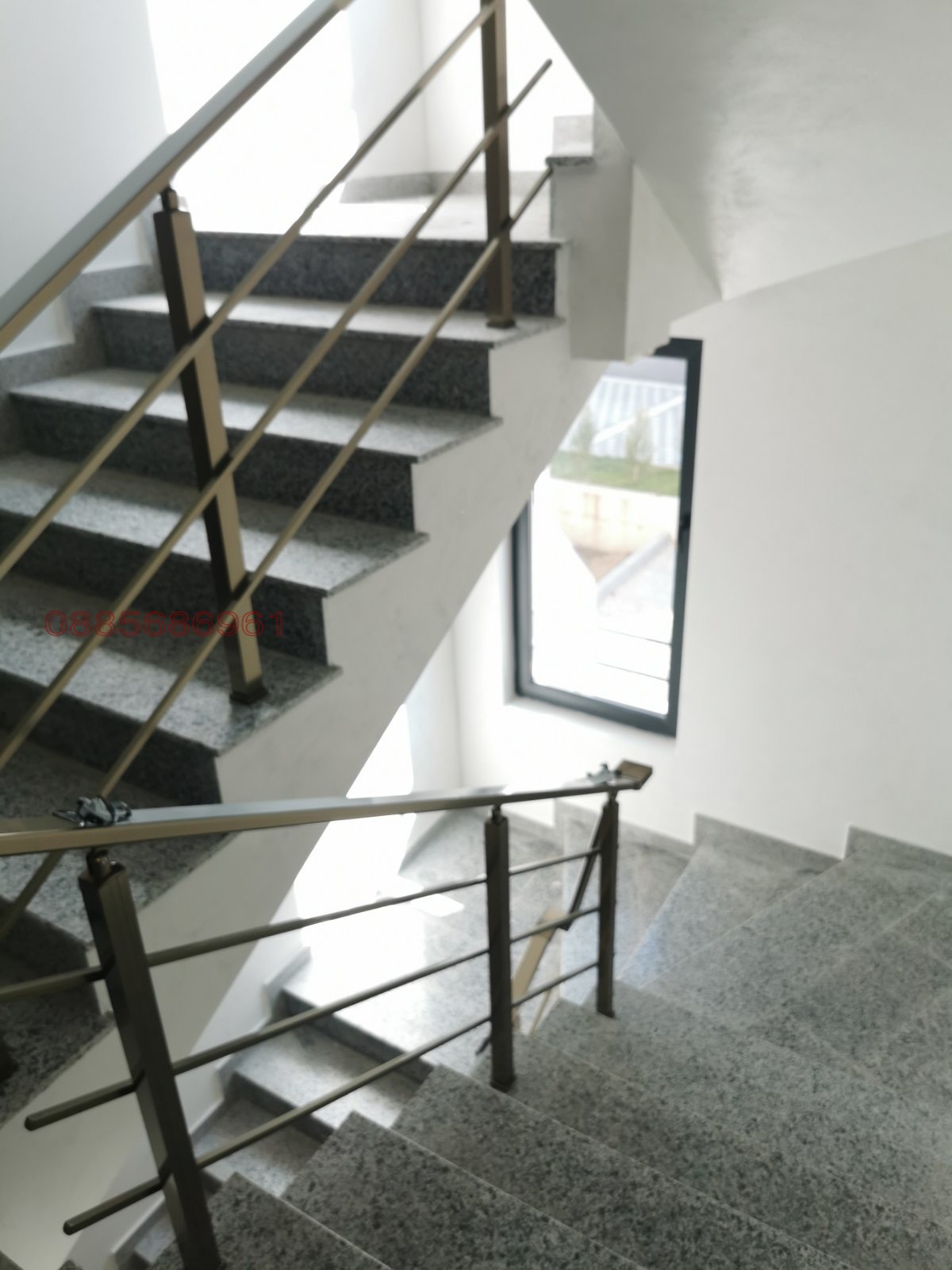 Продава 3-СТАЕН, гр. Перник, Изток, снимка 4 - Апартаменти - 53871621