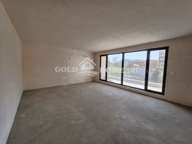 Продава 3-стаен град Пловдив Център - [1] 