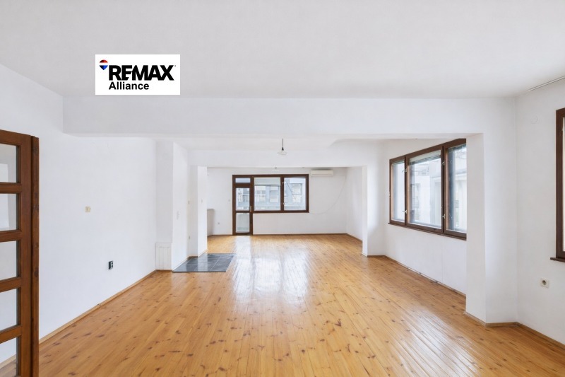 Продава МНОГОСТАЕН, гр. София, Манастирски ливади