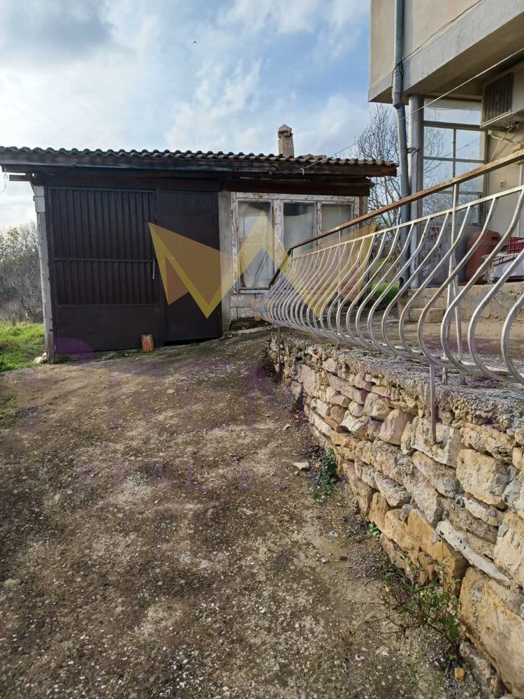 Продава КЪЩА, с. Генерал Кантарджиево, област Варна, снимка 13 - Къщи - 54109141