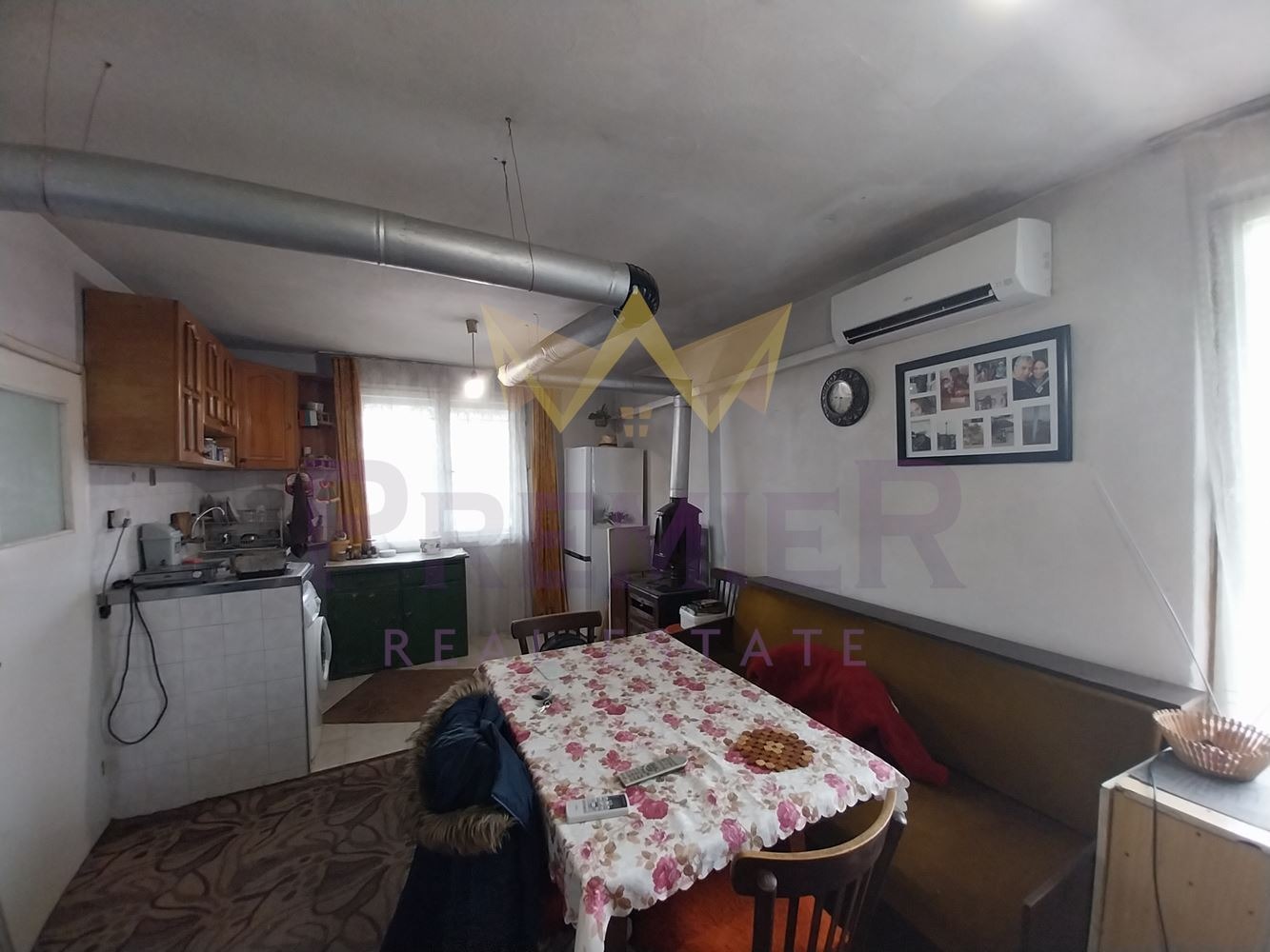 Продава КЪЩА, с. Генерал Кантарджиево, област Варна, снимка 3 - Къщи - 54109141