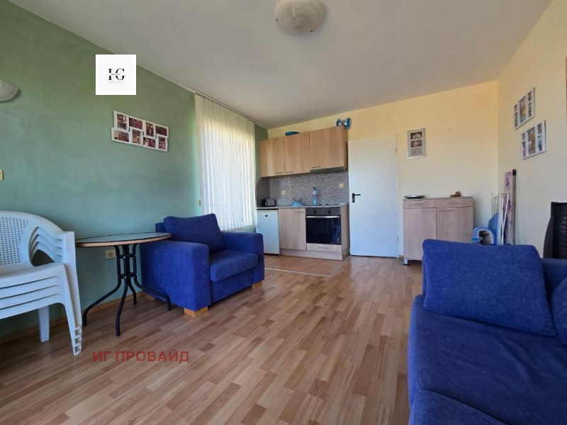 Myytävänä  1 makuuhuone Burgasin alue , Tankovo , 77 neliömetriä | 33563980