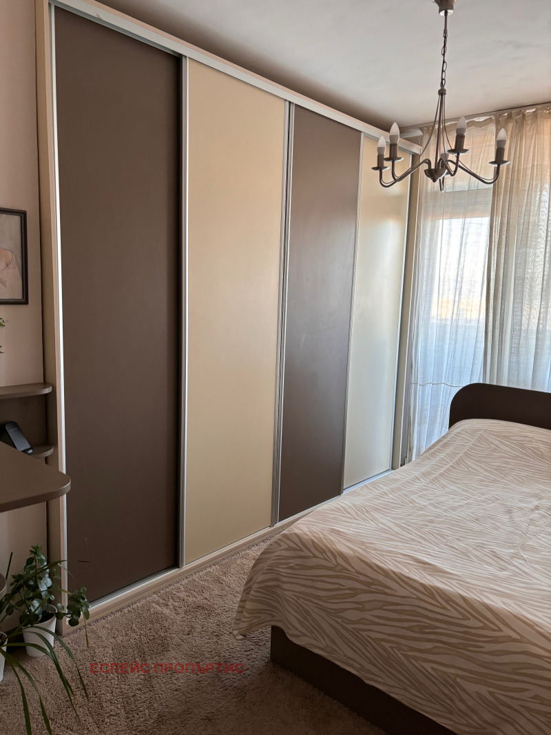 Na prodej  2 ložnice Sofia , Ljulin 4 , 75 m2 | 31801121 - obraz [12]