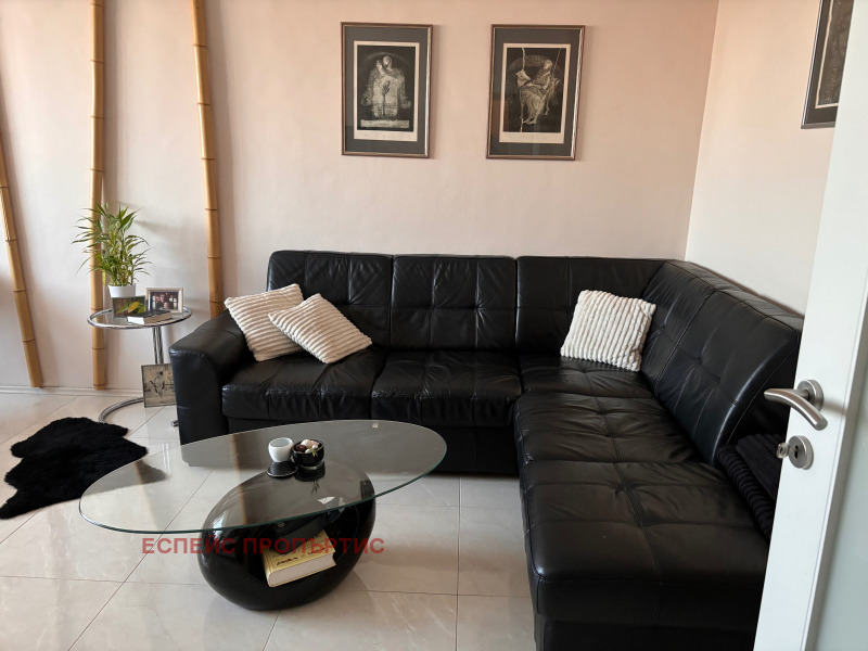 À venda  2 quartos Sofia , Liulin 4 , 75 m² | 31801121