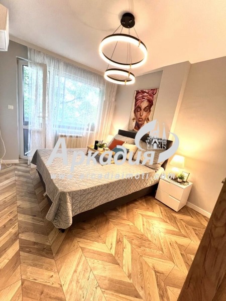 Продава  3-стаен град Пловдив , Христо Смирненски , 97 кв.м | 99721020 - изображение [7]