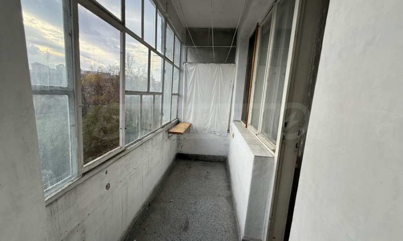 Продава 3-СТАЕН, гр. Велико Търново, Център, снимка 16 - Апартаменти - 52521708