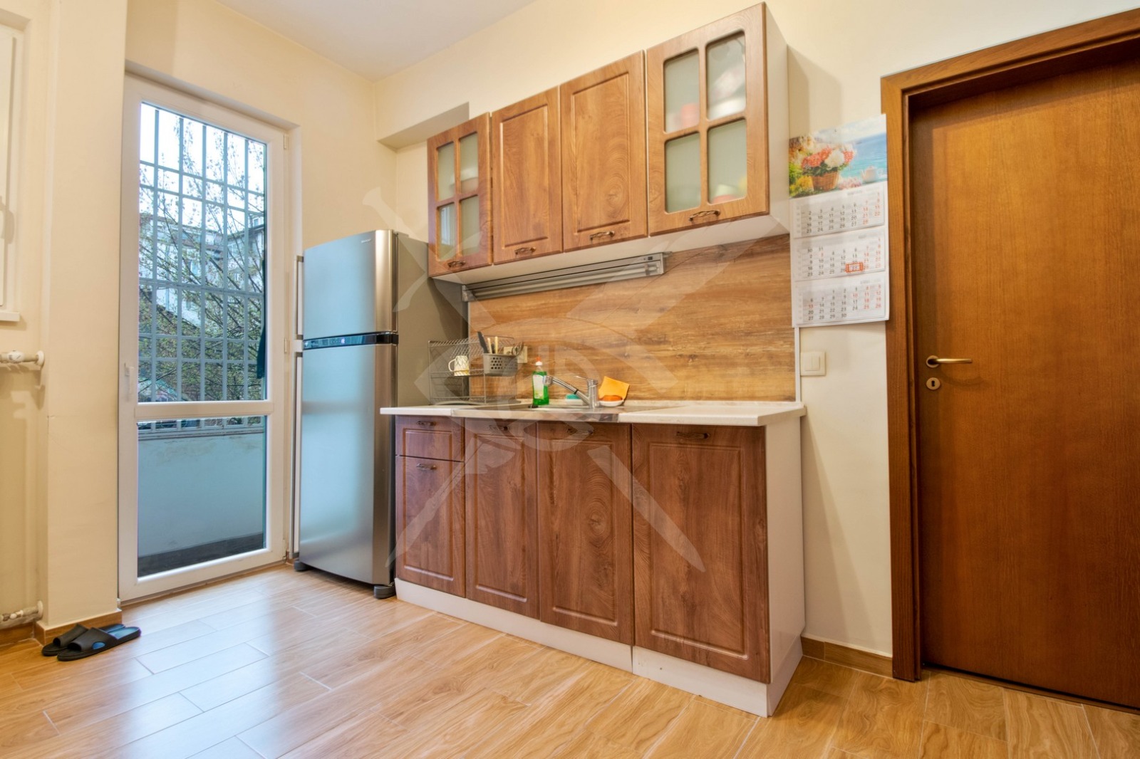 Продава МНОГОСТАЕН, гр. София, Център, снимка 3 - Апартаменти - 54064855