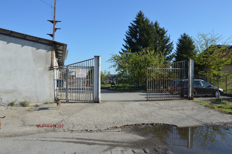 Продава ПРОМ. ПОМЕЩЕНИЕ в област Велико Търново, гр. Горна Оряховица - 3100 кв.м / 465 000 € » 909 460.95 лв., АРХИОН