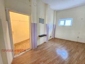 2 slaapkamers Gratska machala, Varna 12