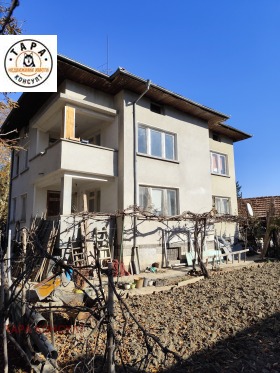 Piso de la casa Strazhitsa, región Veliko Tarnovo 1