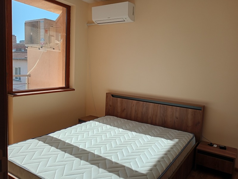 Satılık  2 yatak odası Pleven , 9-ti kvartal , 80 metrekare | 24110922 - görüntü [10]