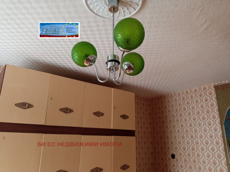 Продава КЪЩА, с. Осиковска Лакавица, област София област, снимка 3 - Къщи - 52858346