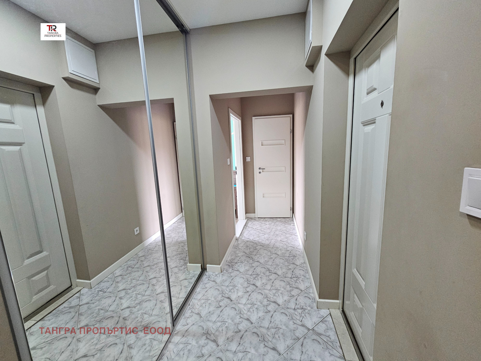 Продава 3-СТАЕН, гр. Радомир, област Перник, снимка 9 - Апартаменти - 54204352