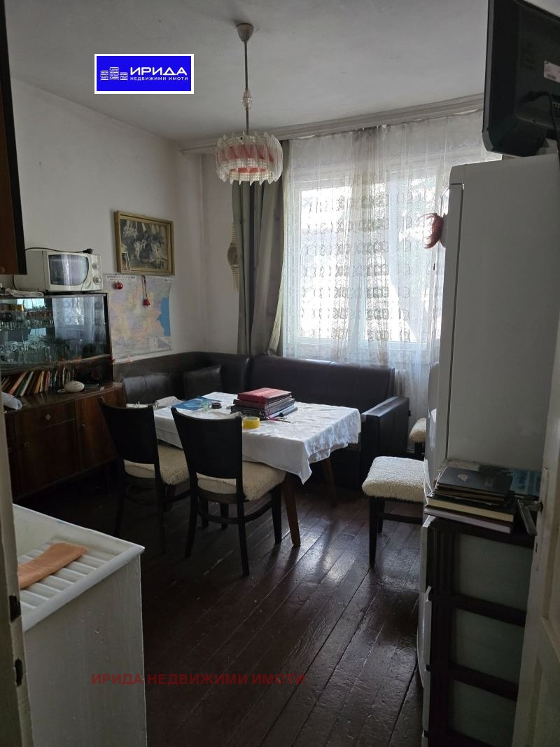 Na sprzedaż  2 sypialnie Sofia , Centar , 90 mkw | 88719422