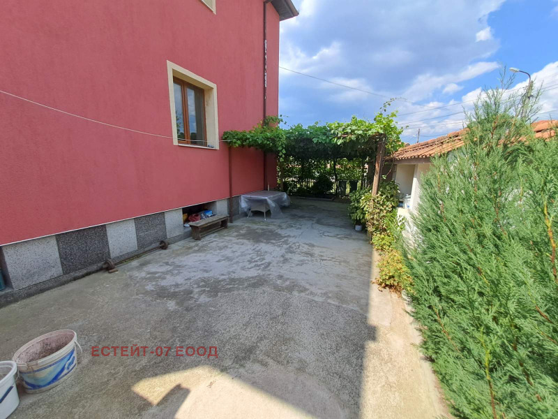 Продава  Етаж от къща, област Пловдив, гр. Баня • 91 900 EUR • ID 10450181 — holmes.bg - [1] 