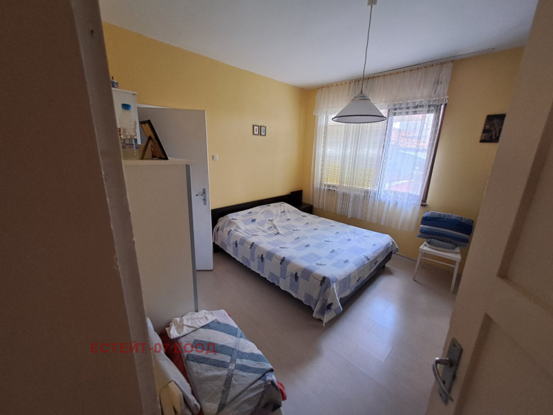 Продава  Етаж от къща област Пловдив , гр. Баня , 120 кв.м | 58402357 - изображение [10]
