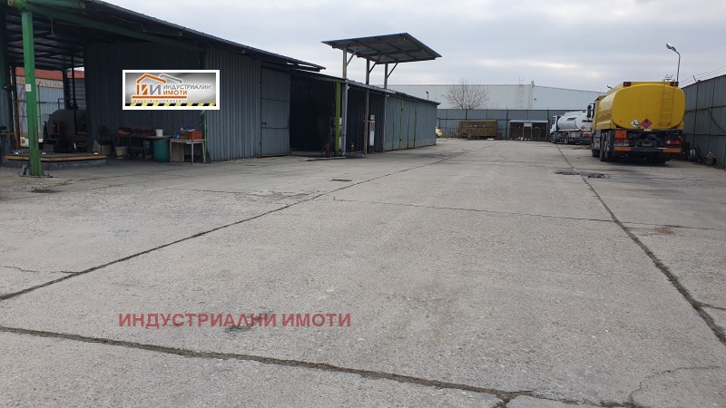 Продава СКЛАД, гр. Пловдив, Индустриална зона - Изток, снимка 1 - Складове - 44544208