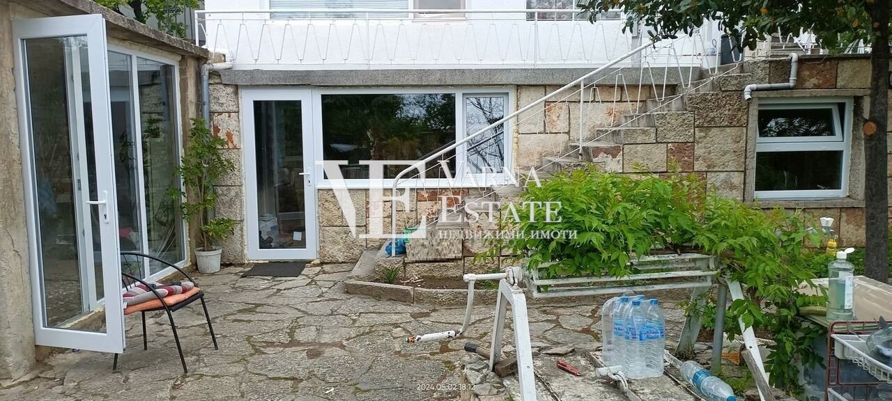 Продава КЪЩА, гр. Варна, м-т Акчелар, снимка 2 - Къщи - 51903082