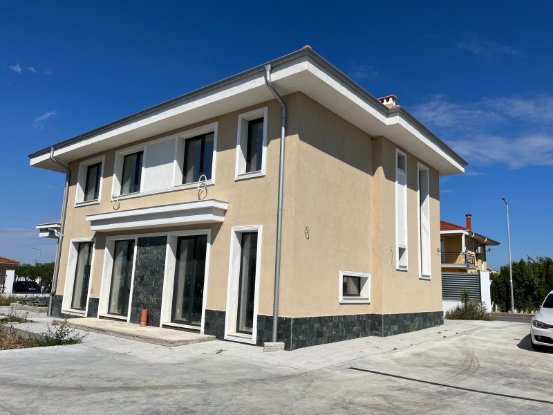 Продава КЪЩА в град Бургас, Сарафово - 189 кв.м / 375 000 € » 733 436.25 лв., ПРИМЕА
