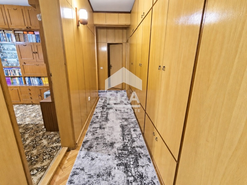 Продава 4-СТАЕН, гр. Велико Търново, Бузлуджа, снимка 6 - Апартаменти - 56113790