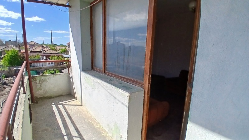 Na prodej  Podlaha domu oblast Shumen , Novi pazar , 168 m2 | 90989651 - obraz [6]