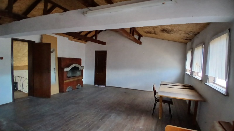 Na prodej  Podlaha domu oblast Shumen , Novi pazar , 168 m2 | 90989651 - obraz [14]