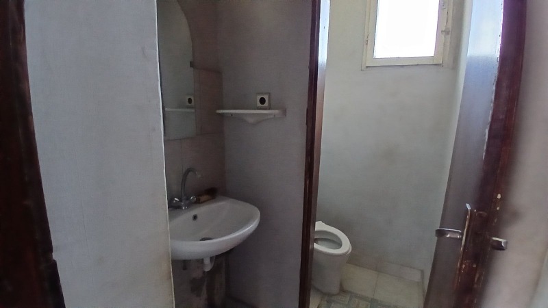 Na prodej  Podlaha domu oblast Shumen , Novi pazar , 168 m2 | 90989651 - obraz [11]