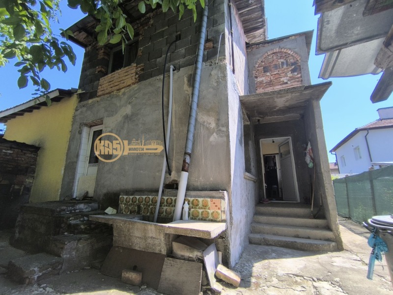 Til salg  Hus region Sofia , Gara Elin Pelin , 95 kvm | 66088191 - billede [2]
