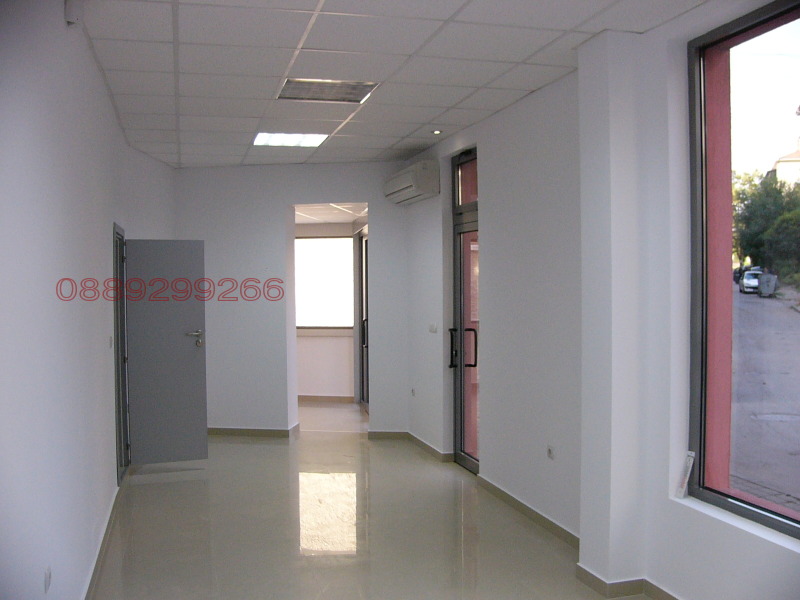 Продава МАГАЗИН, гр. Велико Търново, Център, снимка 4 - Магазини - 52780846