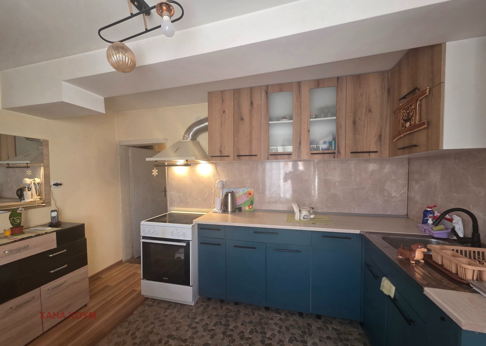 Продава КЪЩА, с. Ломец, област Ловеч, снимка 2 - Къщи - 56016078