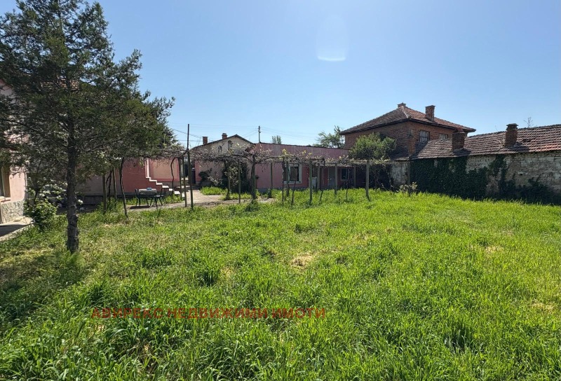 Продава  Къща, област Пловдив, с. Ръжево Конаре • 85 000 EUR • ID 40692870 — holmes.bg - [1] 