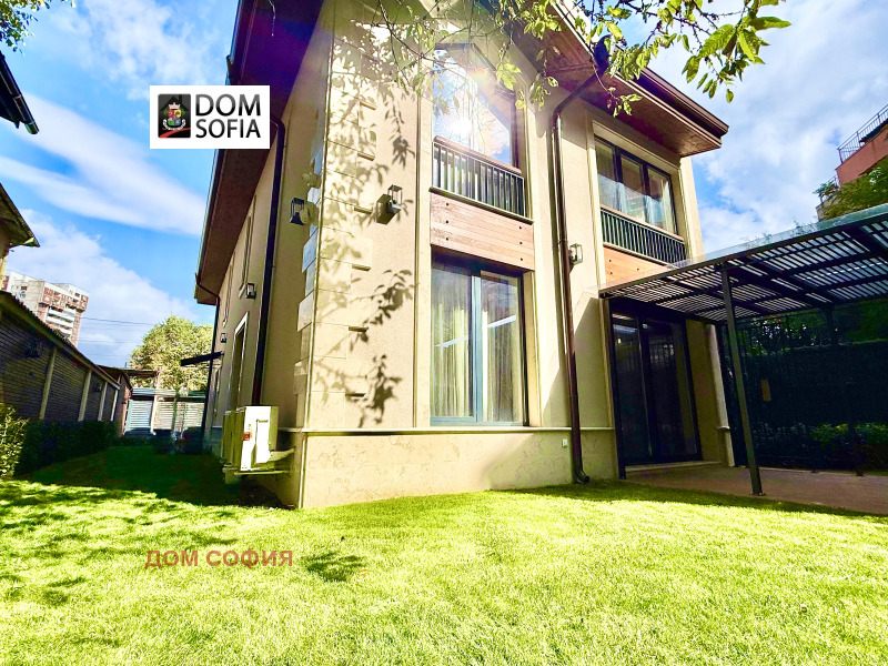 Продава КЪЩА, гр. София, Бояна, снимка 2 - Къщи - 52488269