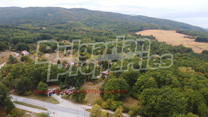 Продава ПАРЦЕЛ, гр. София, м-т яз. Искър, снимка 13 - Парцели - 53448628